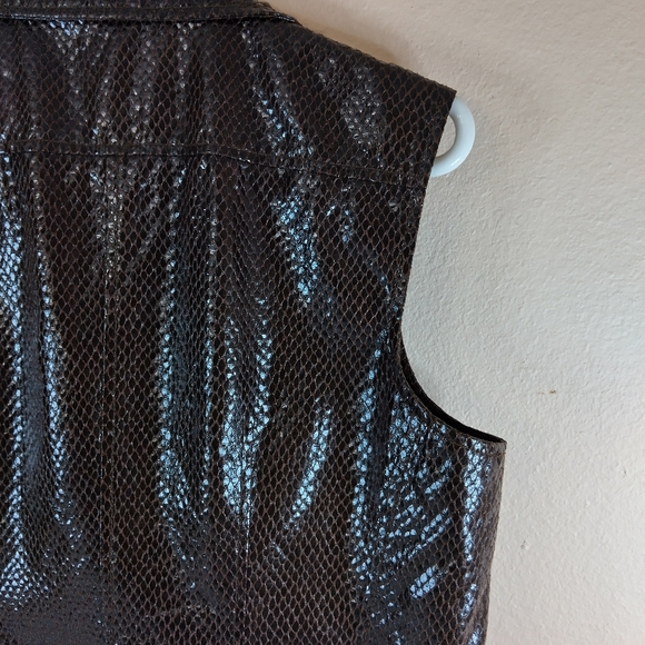 V Cristina women's brown studded vest Size XL Trending Brown Faux Snake Skin EUC - Picture 7 of 13